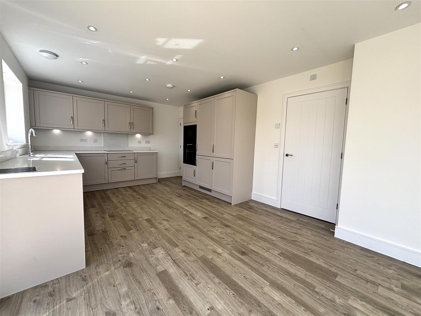 4 bed property in Skylark View, Biggleswade